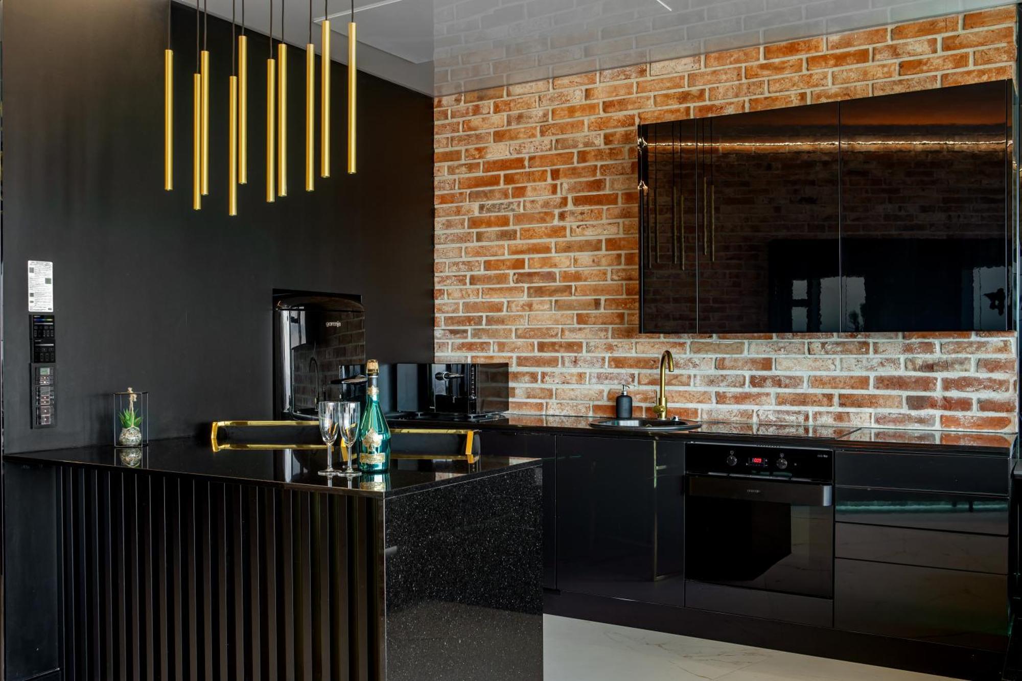 Apartamenty Sky Tower Z Jakuzzi Przy Oknie Wroclaw Ngoại thất bức ảnh